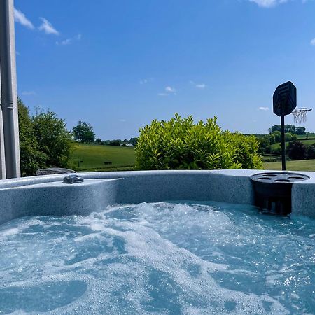The Retreat, Sauna & Hot Tub, Charming & Cosy Gem Blandford Forum Exteriér fotografie